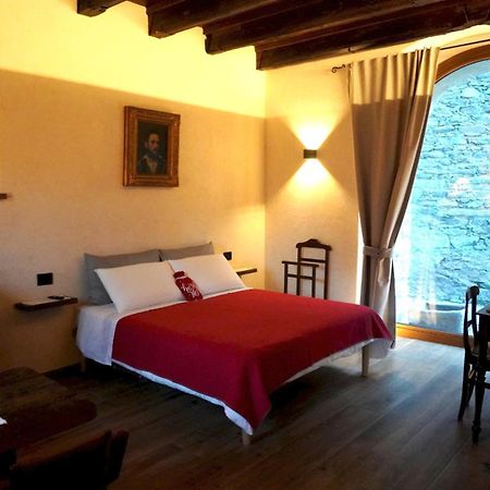 Ferienwohnung La Torre Colombaia - Monumento Del 1400 Arnad Exterior foto